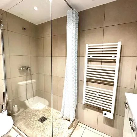 Spacious Cocoon Close To The Apartment Ajaccio (Corsica)