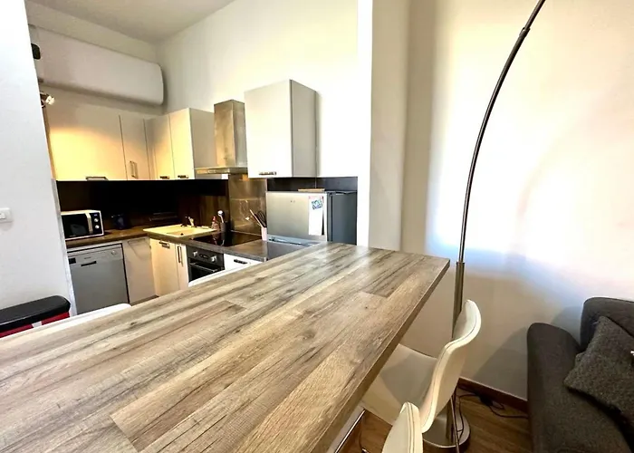 Spacious Cocoon Close To The Ajaccio (Corsica)